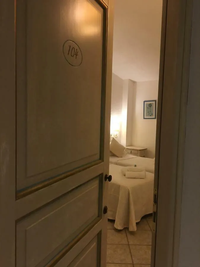Hotel Sorgente Aglientu 3*,